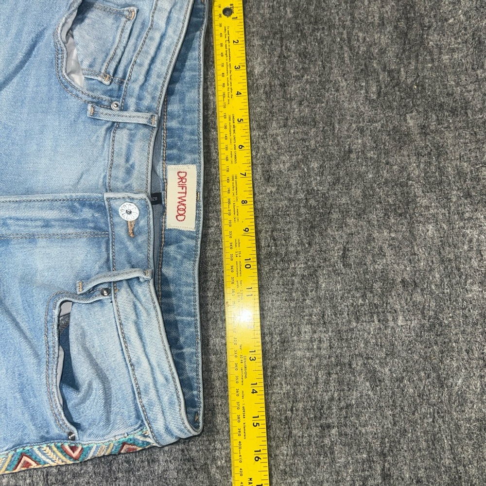 Driftwood Women's Jeans Gizelle embroidered side panels 28 waist 5-pocket - Picture 5 of 9